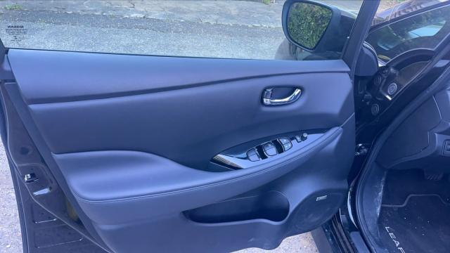 Nissan Leaf image 4