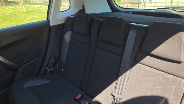 Peugeot 2008 image 8