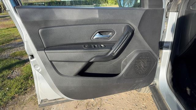 Dacia Duster image 3