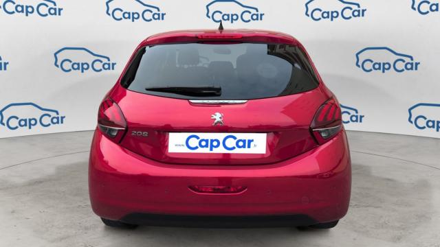 Peugeot 208 image 9