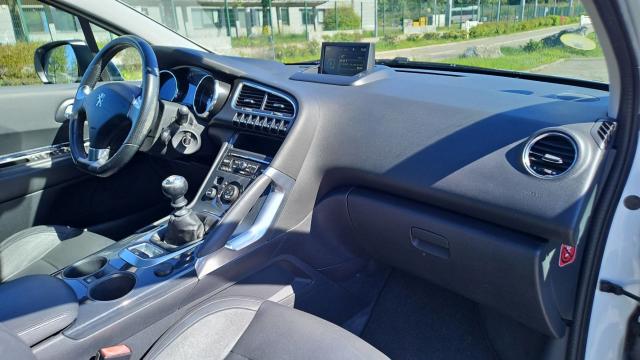 Peugeot 3008 image 6