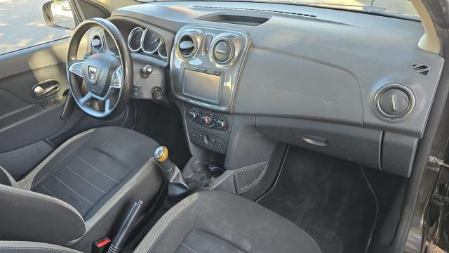 Dacia Sandero image 8