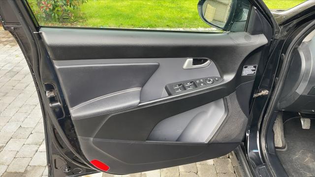 Kia Sportage image 9