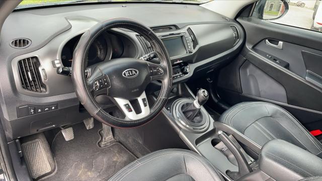 Kia Sportage image 6