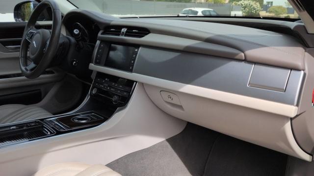 Jaguar Xf image 5
