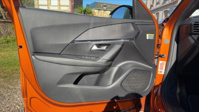 Peugeot 2008 image 4
