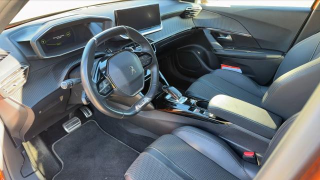 Peugeot 2008 image 9