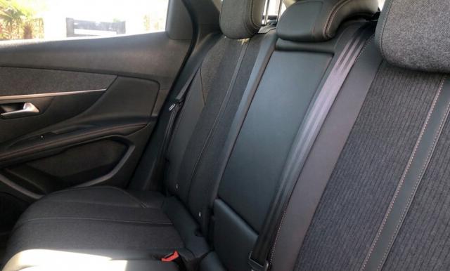Peugeot 3008 image 8