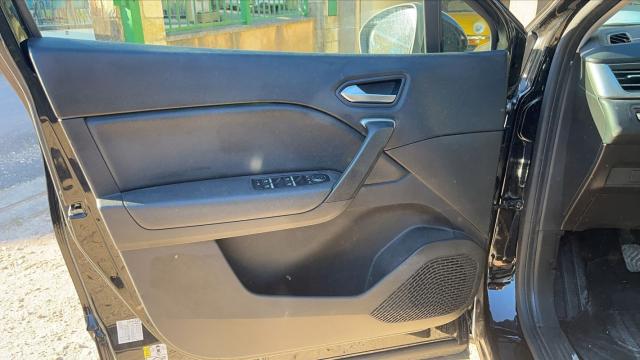 Renault Captur image 1