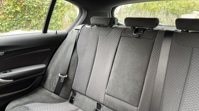 Bmw Série 1 image 6