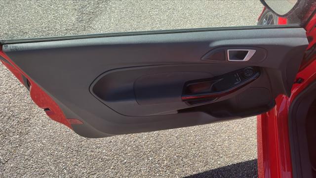Ford Fiesta image 7