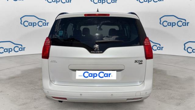 Peugeot 5008 image 2
