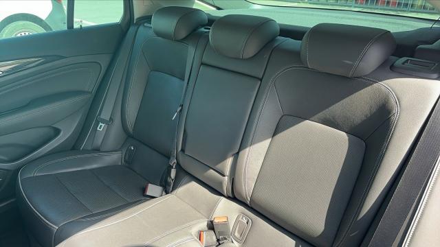 Opel Insignia image 6