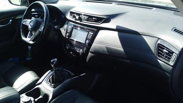 Nissan X-Trail image 1