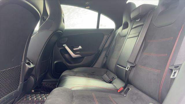 Mercedes Benz Classe Cla image 1