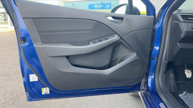 Renault Clio image 8