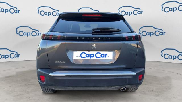 Peugeot 2008 image 2