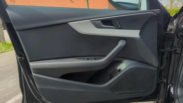 Audi A4 Avant image 9