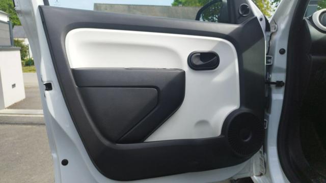 Renault Twingo image 9