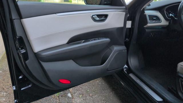 Renault Talisman Estate image 8