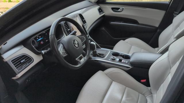 Renault Talisman Estate image 2