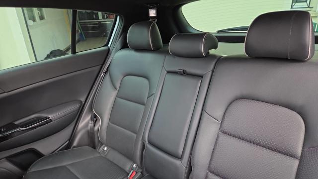 Kia Sportage image 2