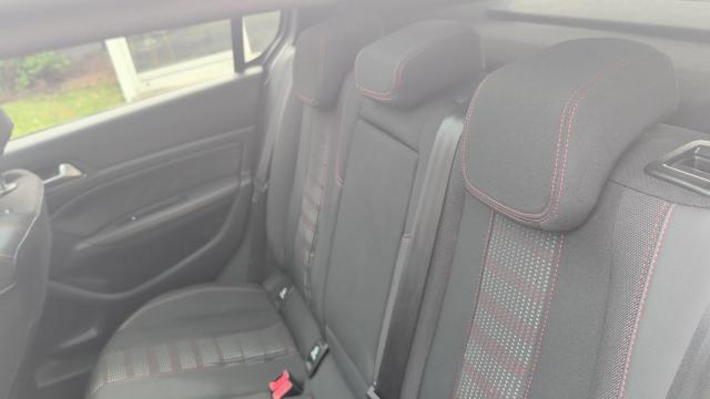 Peugeot 308 image 7
