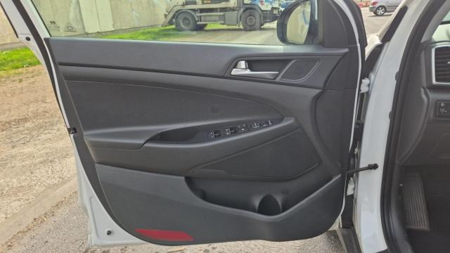 Hyundai Tucson image 9