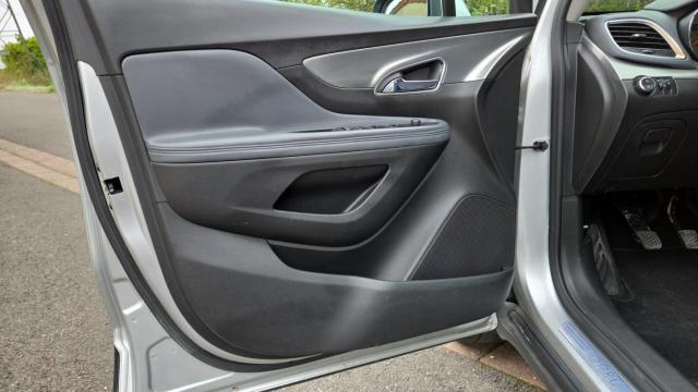 Opel Mokka image 2