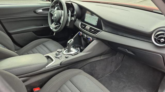 Alfa Romeo Giulia image 1