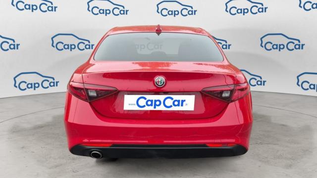 Alfa Romeo Giulia image 9