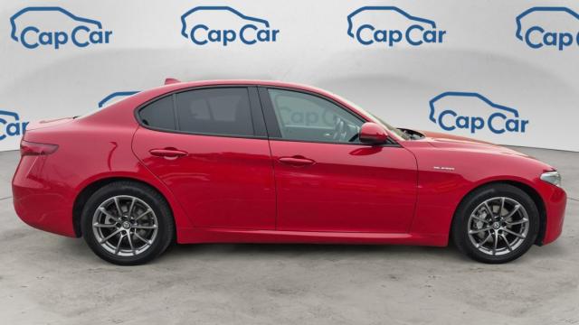 Alfa Romeo Giulia image 6