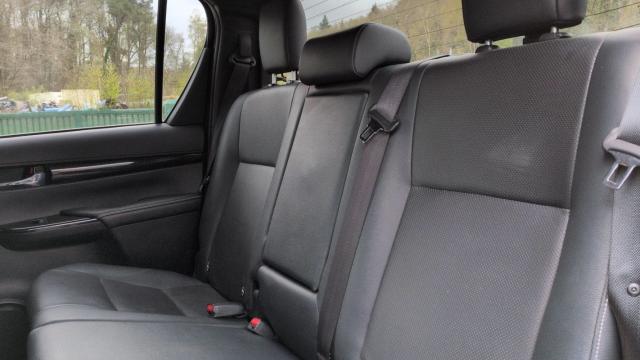 Toyota Hilux image 5