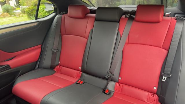 Lexus Es image 9