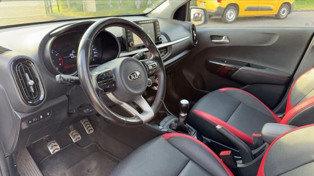 Kia Picanto image 8
