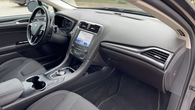 Ford Mondeo image 4