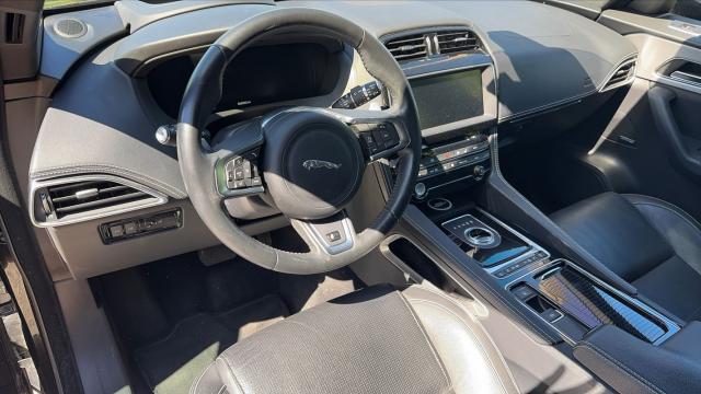 Jaguar F-Pace image 1