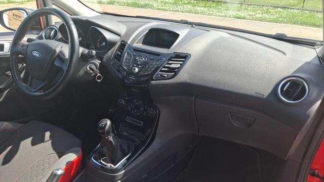 Ford Fiesta image 5