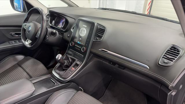 Renault Scénic image 2