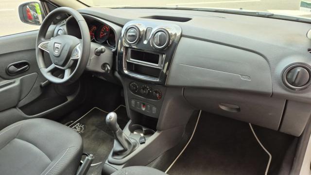 Dacia Sandero image 9