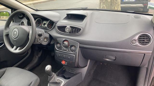 Renault Clio image 6