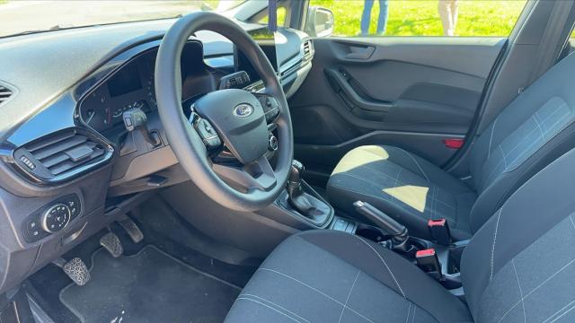 Ford Fiesta image 2