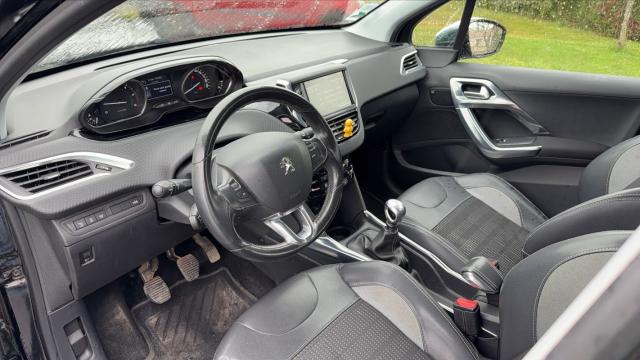 Peugeot 2008 image 1