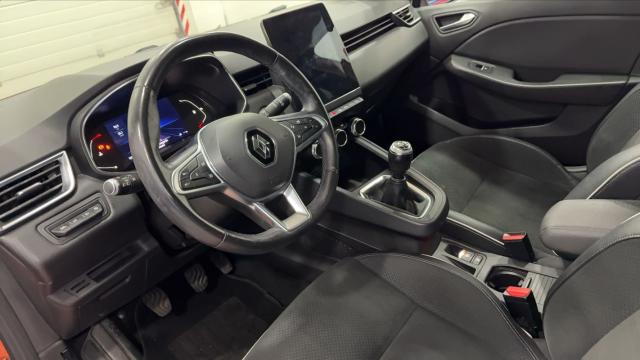 Renault Clio image 9