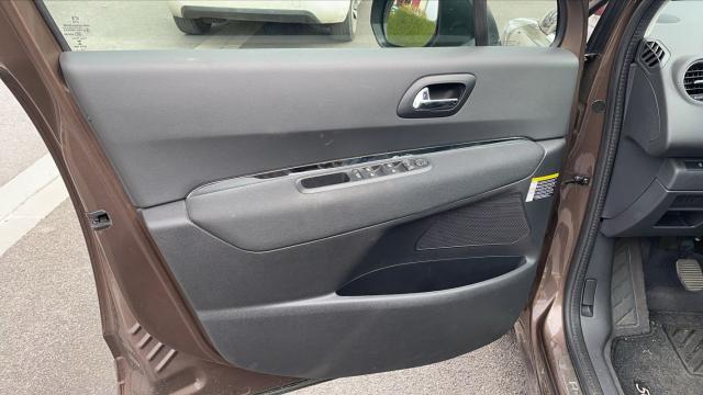 Peugeot 5008 image 2