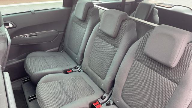 Peugeot 5008 image 5