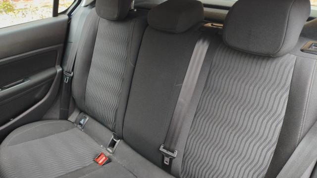 Peugeot 308 image 6