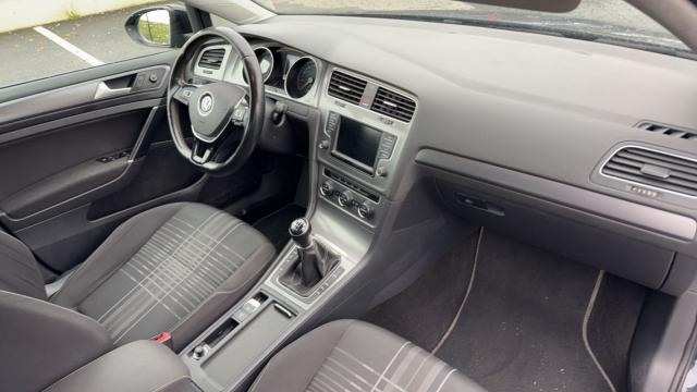 Volkswagen Golf image 1