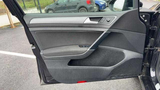 Volkswagen Golf image 5