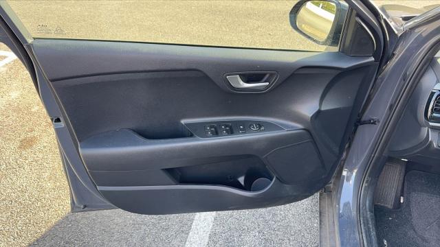 Kia Stonic image 7